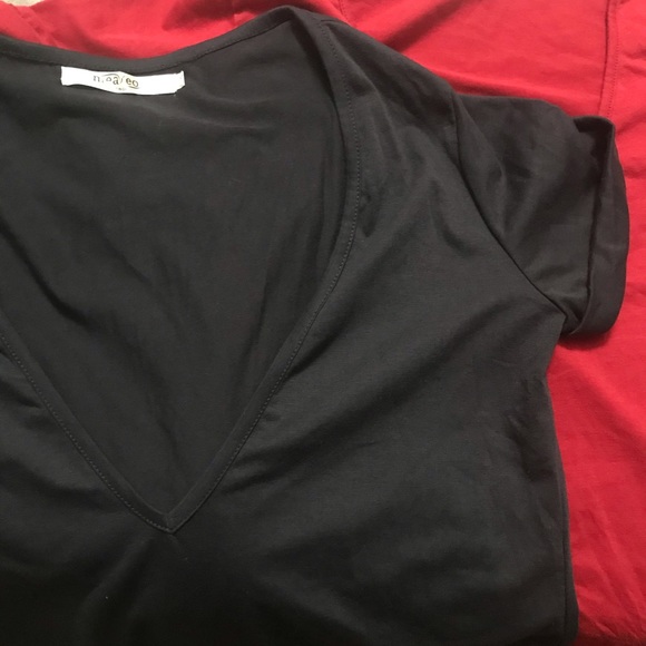 Deep v t-shirts with cuffed short sleeve - Picture 9 of 9